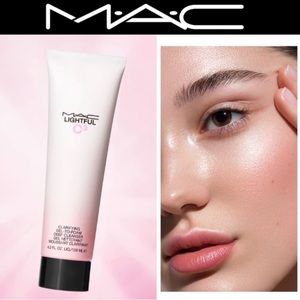 MAC Cosmetics Lightful C3 Clarifying Gel-To-Foam Deep Cleanser - sealed